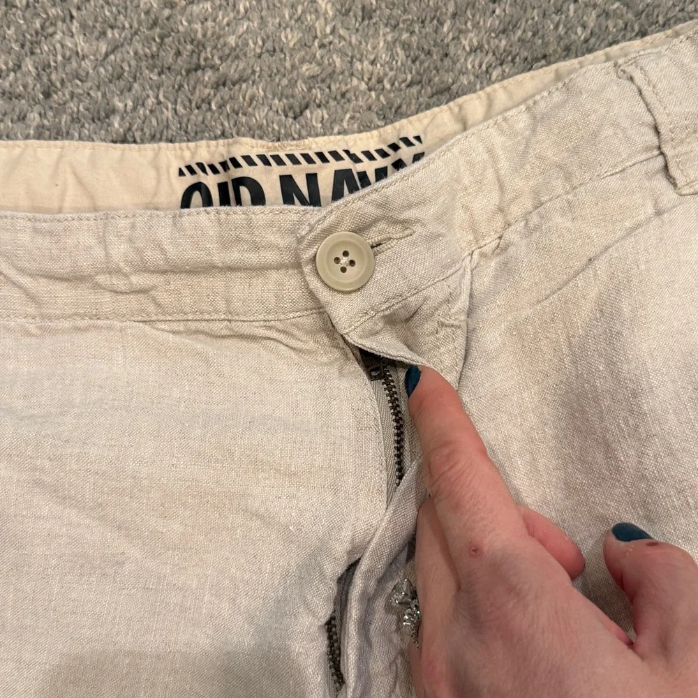 Old Navy | Light Linen Flat Front Shorts